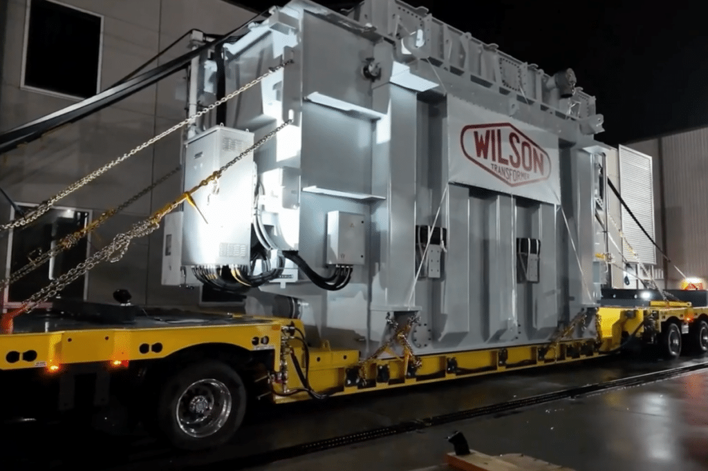 Super Load Wrapper Superload departs WTC bound for QLD - Ecogeneration